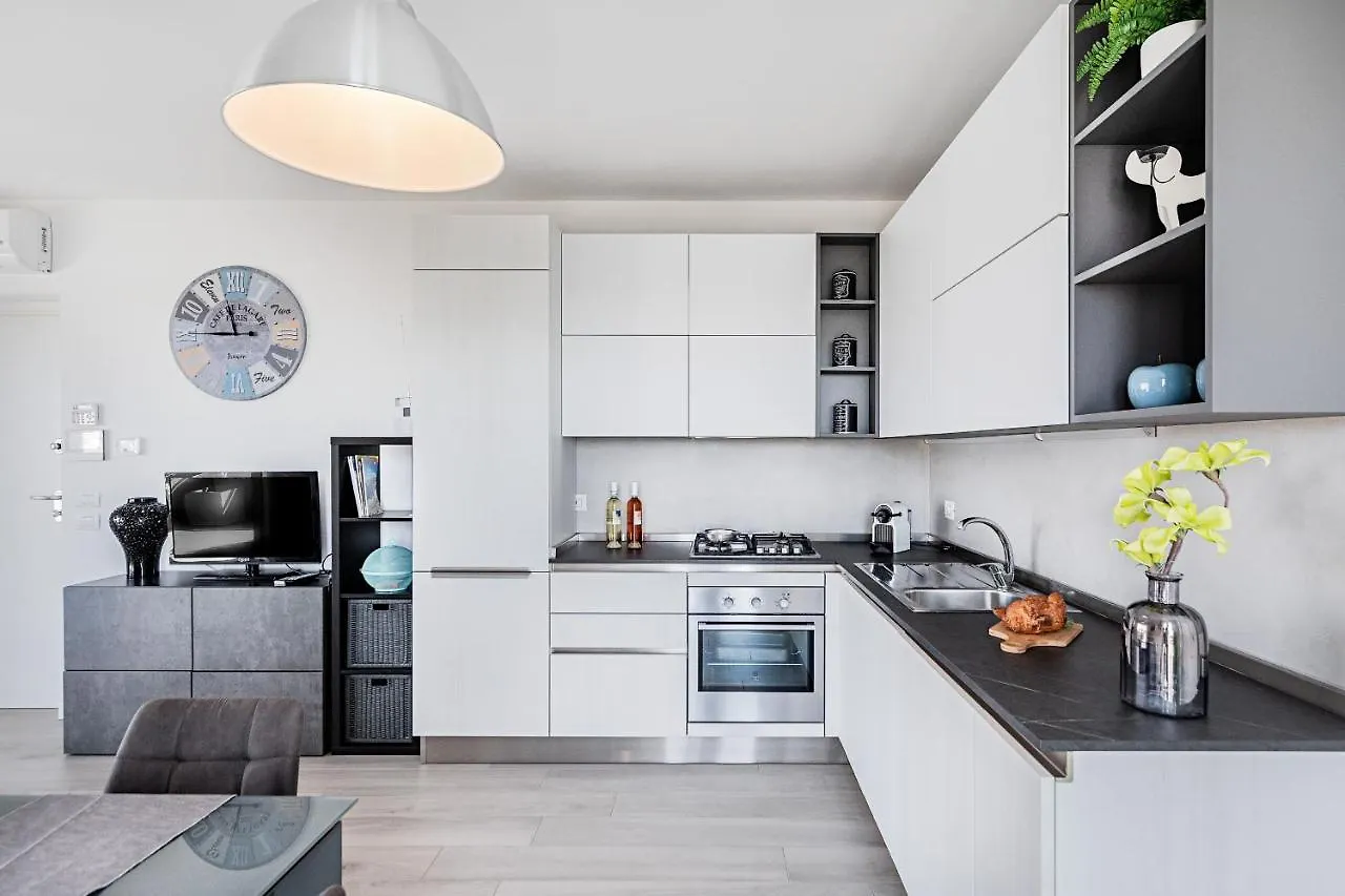 Le Mele 35 Apartment By Wonderful Italy Castel Venzago Italy