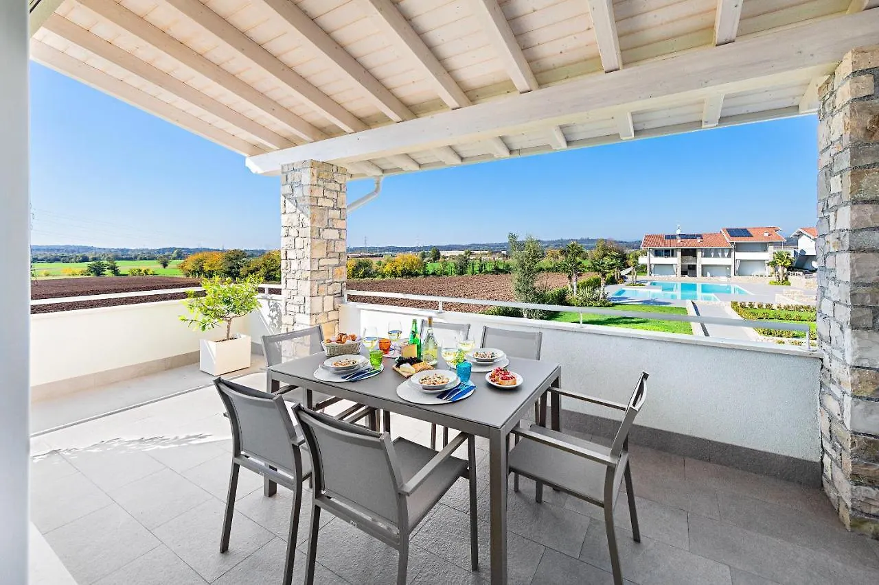 Le Mele 35 Apartment By Wonderful Italy Castel Venzago Italy
